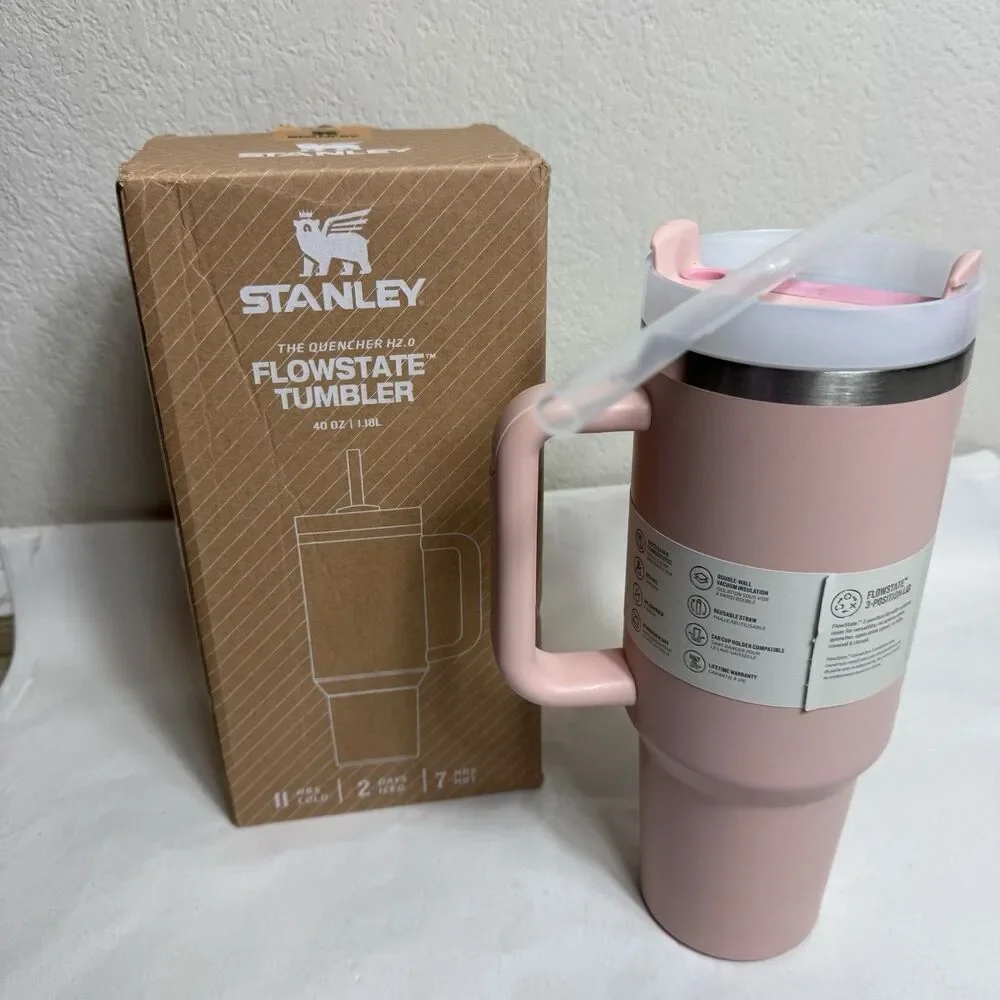 Stanley The Clean Slate Quencher H2.0 Flowstate Tumbler Bloom 40 OZ Pink Stars - Picture 4 of 8